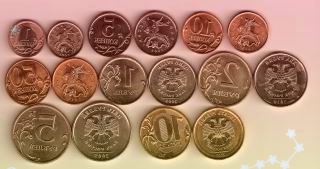 任天堂比前两者谨慎在寻求提升开发能力