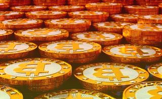 基金经理感叹港股“难做”，看好成长板块