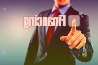 奥密克戎继续扩散：南非研究显示疫苗仍能防重症，欧洲戒备